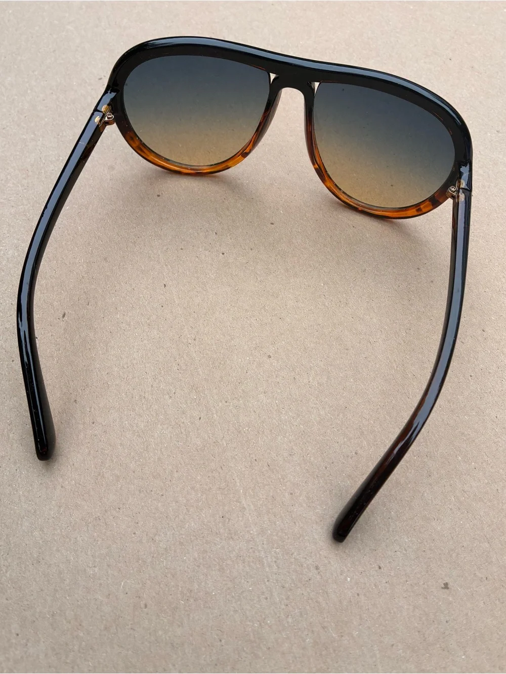 Tortoiseshell Gradient Lens Sunglasses